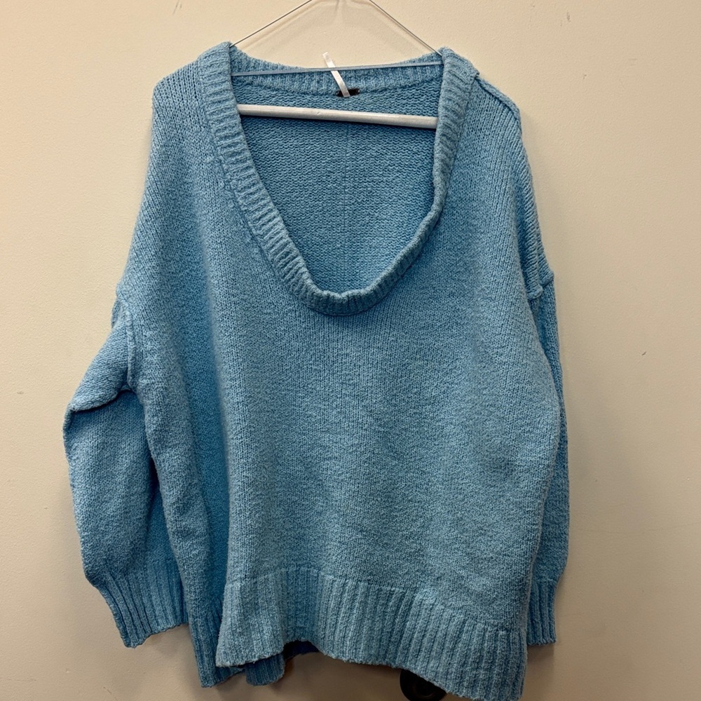 Free People Blue Brookside Tunic Oversized Scoop Neck Sweater Size Medium